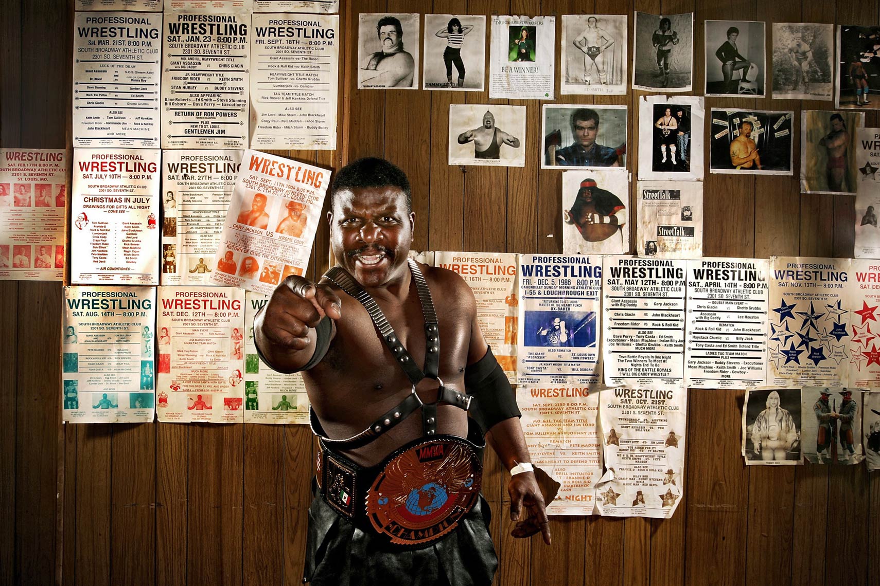 JOHNNY ANDREWS PHOTOGRAPHY :: PORTRAITURE :: Professional wrestler Gorgeous Gary Jackson